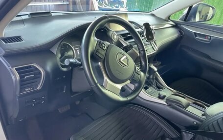 Lexus NX I, 2016 год, 4 000 000 рублей, 9 фотография