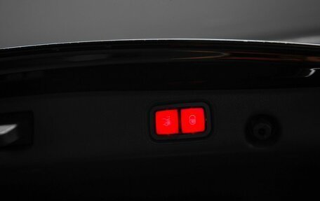 Mercedes-Benz E-Класс, 2020 год, 4 350 000 рублей, 29 фотография