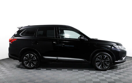 Mitsubishi Outlander III рестайлинг 3, 2022 год, 2 878 000 рублей, 5 фотография