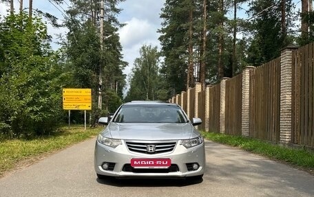 Honda Accord VIII рестайлинг, 2011 год, 930 000 рублей, 1 фотография
