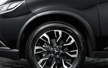 Mitsubishi Outlander III рестайлинг 3, 2022 год, 2 878 000 рублей, 25 фотография