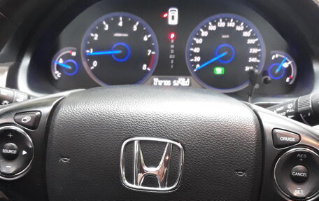Honda Crosstour I рестайлинг, 2013 год, 1 350 000 рублей, 7 фотография