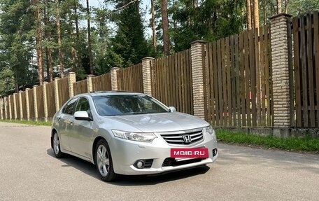 Honda Accord VIII рестайлинг, 2011 год, 930 000 рублей, 16 фотография