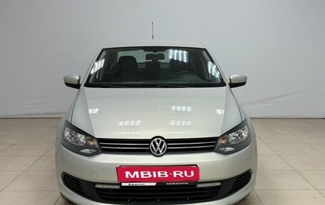 Volkswagen Polo VI (EU Market), 2012 год, 700 000 рублей, 2 фотография