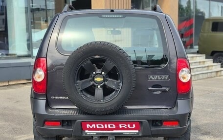 Chevrolet Niva I рестайлинг, 2016 год, 769 000 рублей, 8 фотография