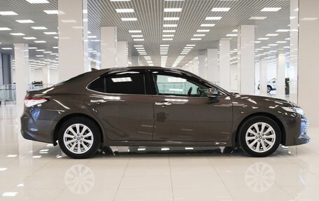 Toyota Camry, 2020 год, 2 434 000 рублей, 5 фотография