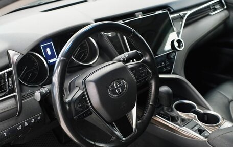Toyota Camry, 2020 год, 2 434 000 рублей, 9 фотография