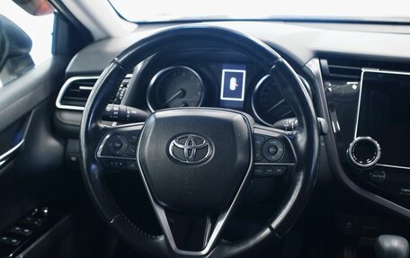 Toyota Camry, 2020 год, 2 434 000 рублей, 10 фотография