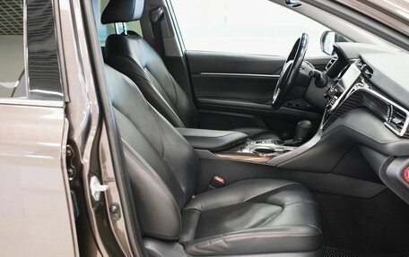 Toyota Camry, 2020 год, 2 434 000 рублей, 15 фотография