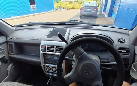 Nissan Cube II, 2001 год, 180 000 рублей, 9 фотография
