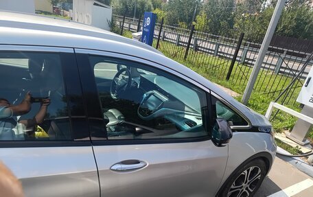 Chevrolet Bolt, 2017 год, 1 850 000 рублей, 3 фотография