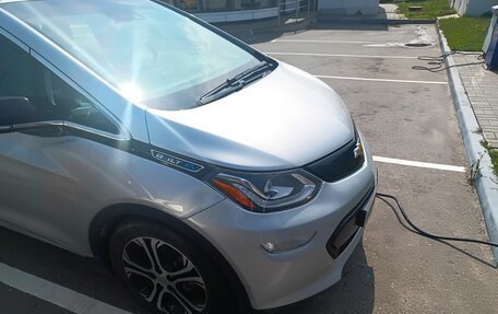 Chevrolet Bolt, 2017 год, 1 850 000 рублей, 5 фотография
