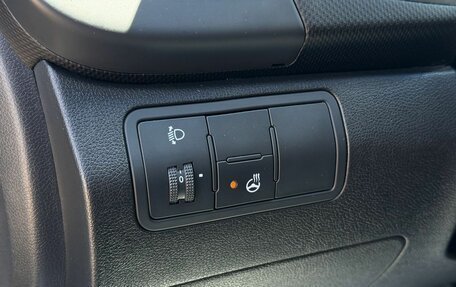 Hyundai Solaris II рестайлинг, 2015 год, 1 030 000 рублей, 11 фотография