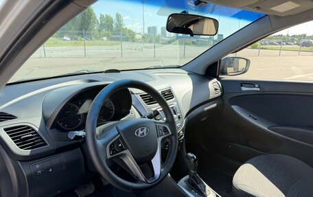 Hyundai Solaris II рестайлинг, 2015 год, 1 030 000 рублей, 12 фотография