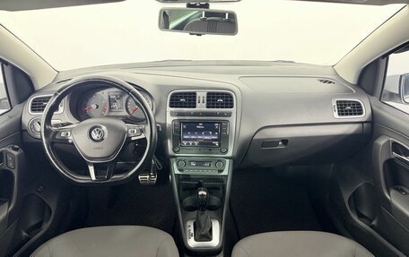 Volkswagen Polo VI (EU Market), 2016 год, 1 100 000 рублей, 22 фотография