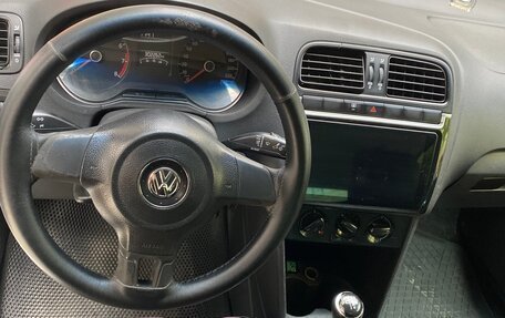Volkswagen Polo VI (EU Market), 2014 год, 330 000 рублей, 4 фотография