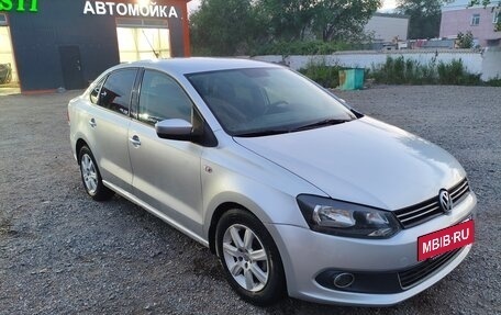 Volkswagen Polo VI (EU Market), 2011 год, 760 000 рублей, 3 фотография
