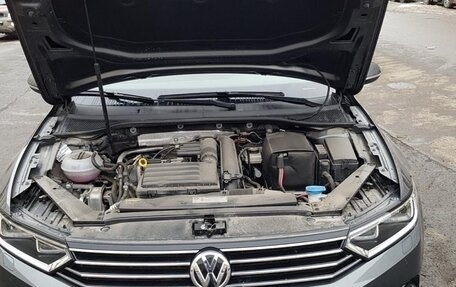 Volkswagen Passat B8 рестайлинг, 2016 год, 1 790 000 рублей, 9 фотография