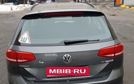 Volkswagen Passat B8 рестайлинг, 2016 год, 1 790 000 рублей, 8 фотография