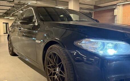 BMW 5 серия, 2013 год, 1 700 000 рублей, 3 фотография