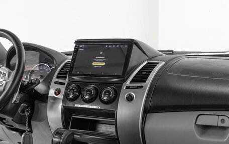 Mitsubishi Pajero Sport II рестайлинг, 2011 год, 1 444 000 рублей, 10 фотография