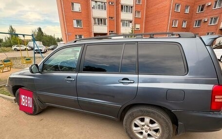 Toyota Highlander III, 2002 год, 900 000 рублей, 7 фотография