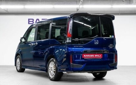 Honda Stepwgn IV, 2016 год, 2 100 000 рублей, 8 фотография