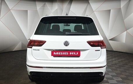 Volkswagen Tiguan II, 2018 год, 3 100 000 рублей, 6 фотография