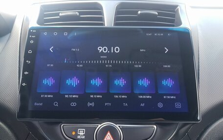 Hyundai Solaris II рестайлинг, 2016 год, 1 098 000 рублей, 11 фотография