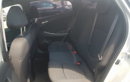 Hyundai Solaris II рестайлинг, 2016 год, 1 098 000 рублей, 16 фотография