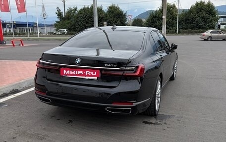 BMW 7 серия, 2021 год, 7 000 000 рублей, 3 фотография