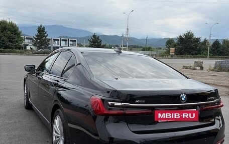 BMW 7 серия, 2021 год, 7 000 000 рублей, 4 фотография