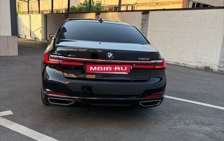 BMW 7 серия, 2021 год, 7 000 000 рублей, 15 фотография