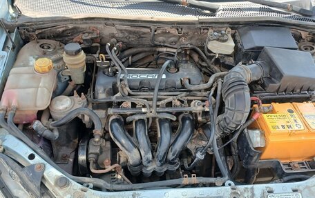 Ford Focus IV, 2003 год, 250 000 рублей, 20 фотография
