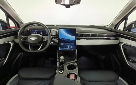 Geely Atlas, 2024 год, 3 100 000 рублей, 11 фотография