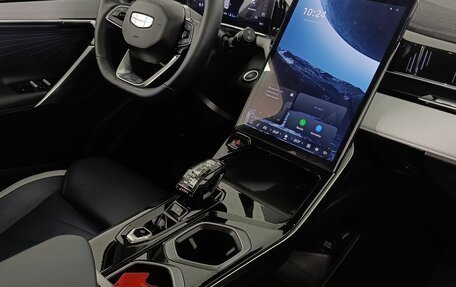 Geely Atlas, 2024 год, 3 100 000 рублей, 14 фотография