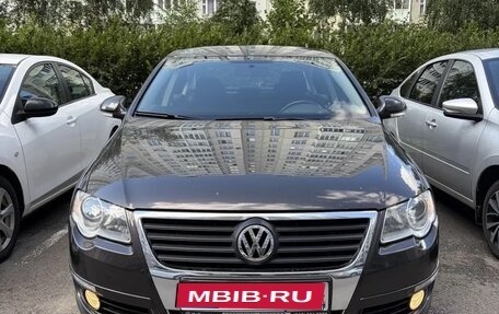 Volkswagen Passat B6, 2006 год, 900 000 рублей, 1 фотография