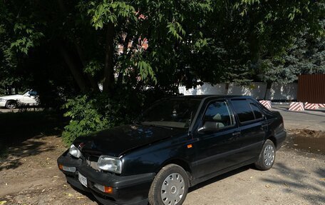 Volkswagen Vento, 1994 год, 200 000 рублей, 2 фотография