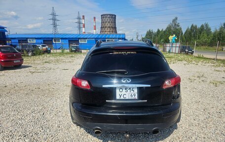 Infiniti FX I, 2004 год, 700 000 рублей, 3 фотография