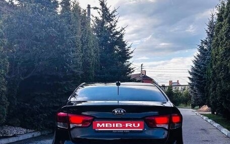 KIA Rio III рестайлинг, 2017 год, 1 090 000 рублей, 3 фотография