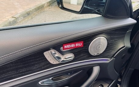 Mercedes-Benz E-Класс, 2019 год, 4 550 000 рублей, 6 фотография