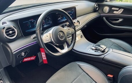 Mercedes-Benz E-Класс, 2019 год, 4 550 000 рублей, 5 фотография