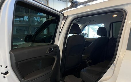 Skoda Yeti I рестайлинг, 2014 год, 1 095 000 рублей, 23 фотография