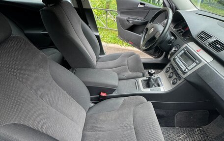 Volkswagen Passat B6, 2006 год, 900 000 рублей, 10 фотография