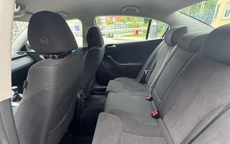 Volkswagen Passat B6, 2006 год, 900 000 рублей, 14 фотография