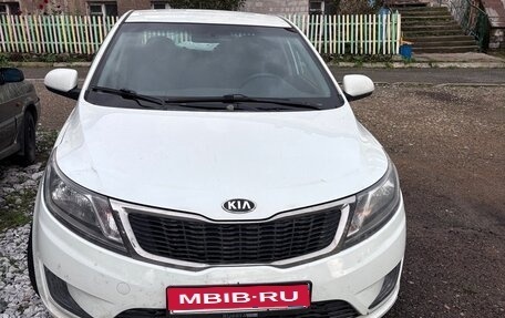 KIA Rio III рестайлинг, 2015 год, 880 000 рублей, 1 фотография
