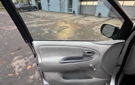 Mazda MPV II, 2001 год, 350 000 рублей, 2 фотография