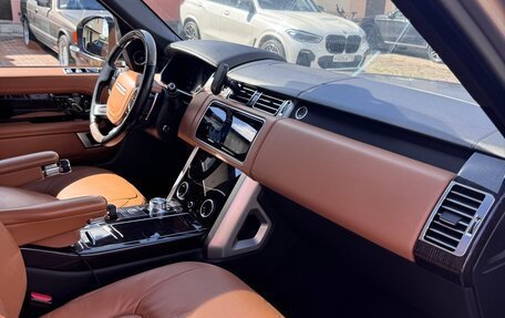 Land Rover Range Rover IV рестайлинг, 2018 год, 6 800 000 рублей, 20 фотография