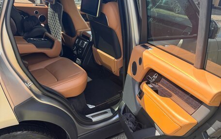 Land Rover Range Rover IV рестайлинг, 2018 год, 6 800 000 рублей, 30 фотография