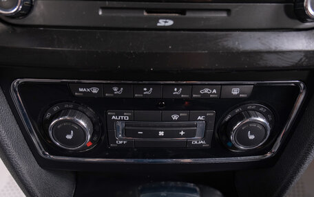 Skoda Superb III рестайлинг, 2012 год, 1 079 000 рублей, 18 фотография